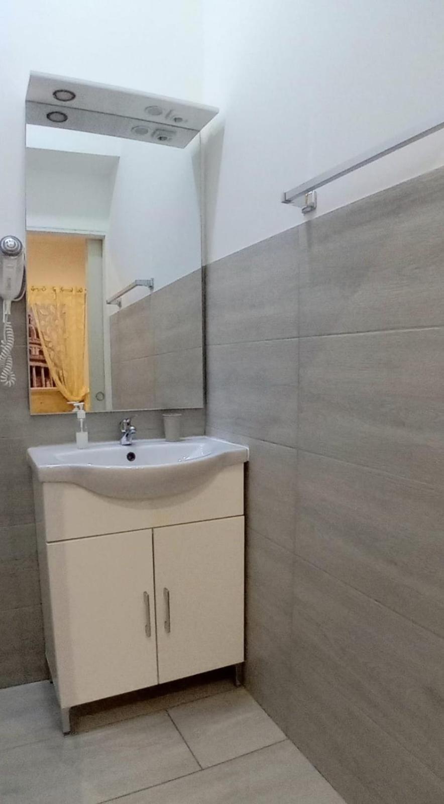 Affitti Brevi Policlinico Apartment Palermo Exterior foto